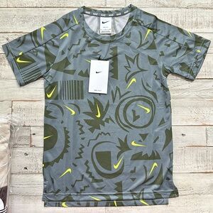 Boys Nike Dri-Fit T-Shirt NWT